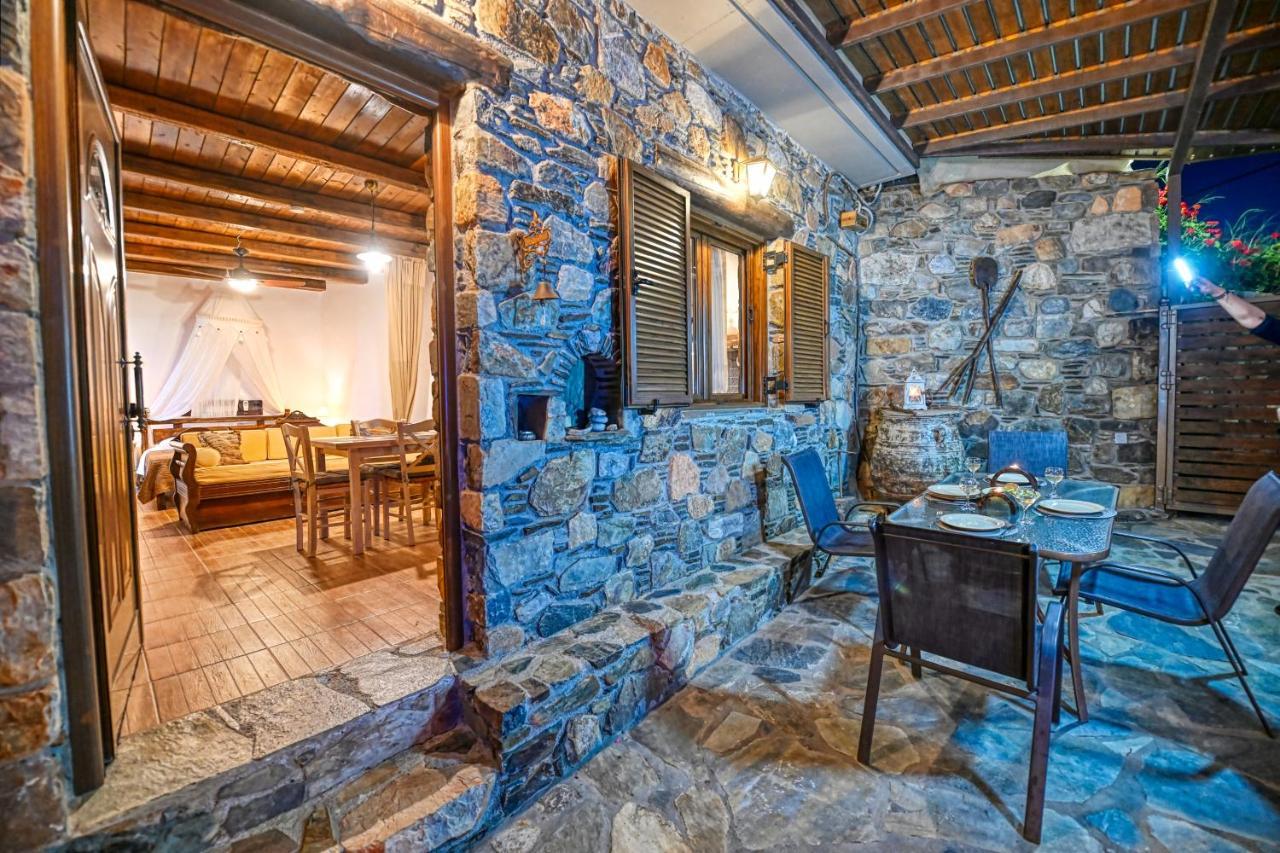 "Pefkopetro" Traditional House Keramotí المظهر الخارجي الصورة